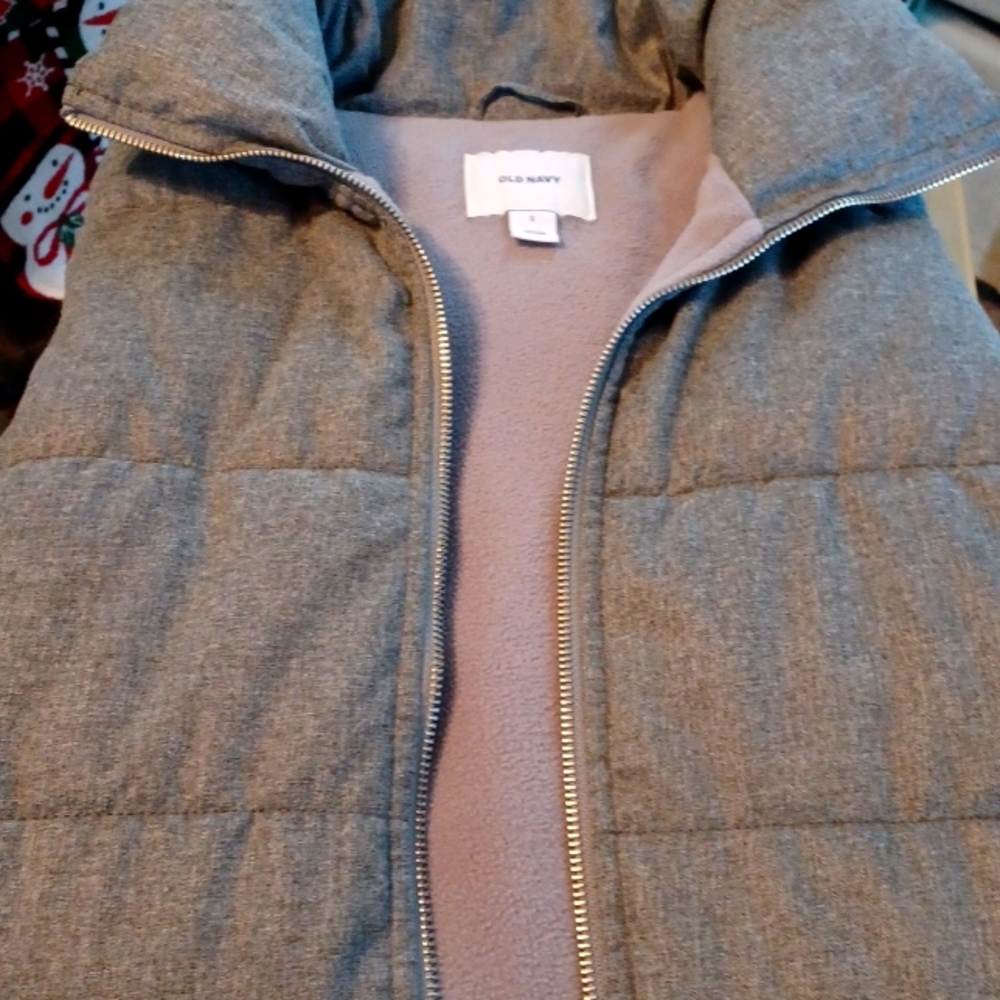 Old navy vest